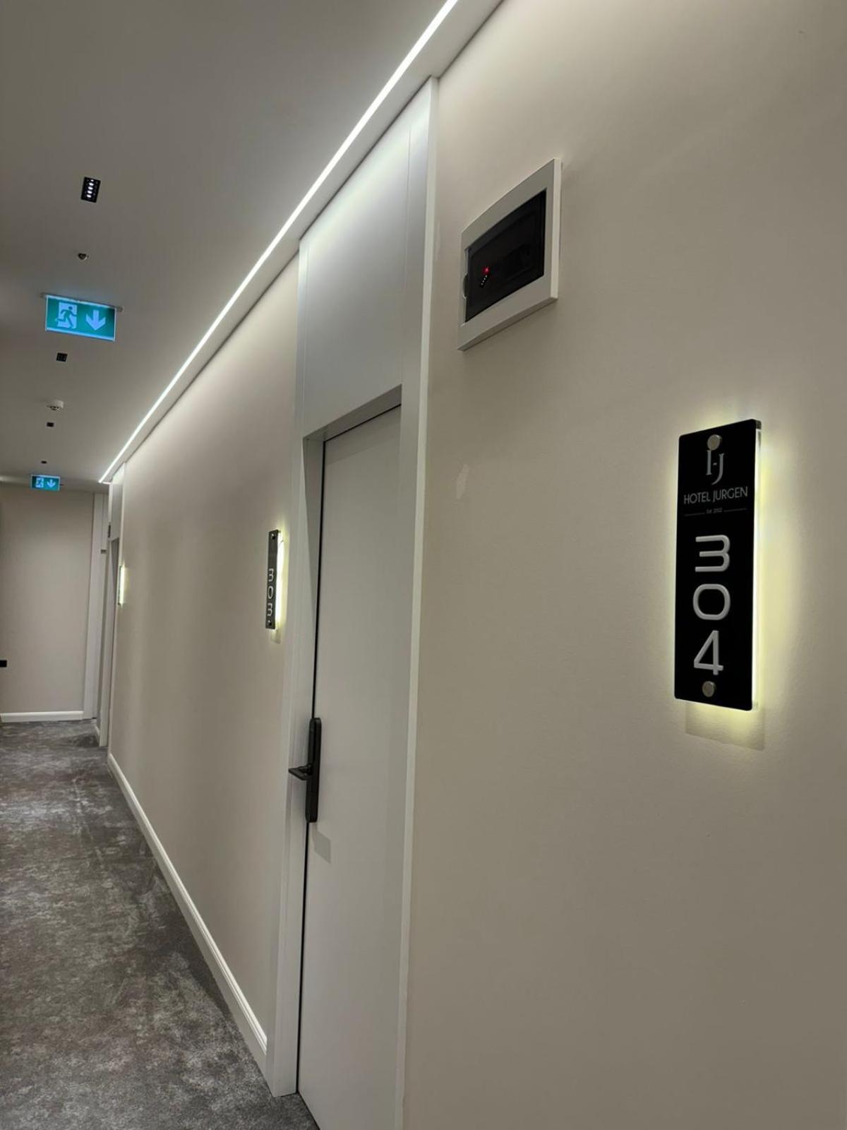 Jurgen Hotel